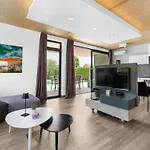 In Mit Grossem Pool By Interhome *